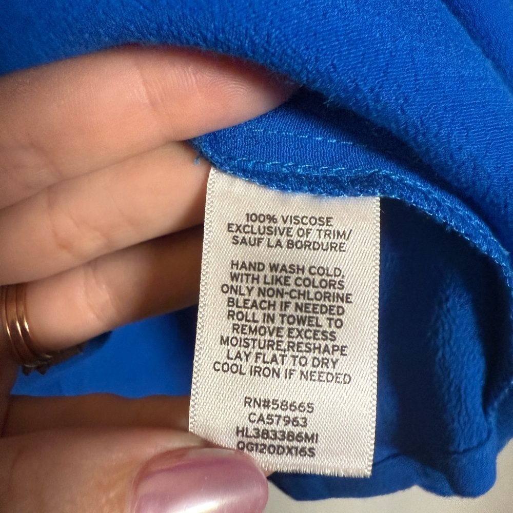 Chelsea28 Bell Sleeve V Neck Blouse Medium - Picture 5 of 7